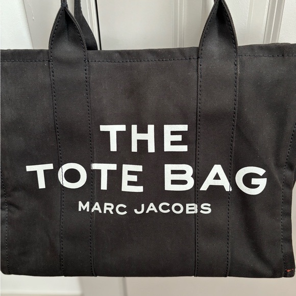 Marc Jacobs Black and White Canvas Tote Bag - Picture 2 of 10